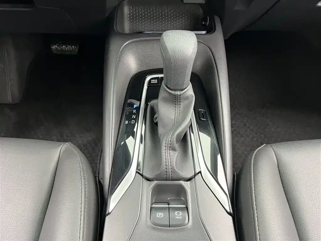 Toyota Corolla 2023 из CN, фото 2