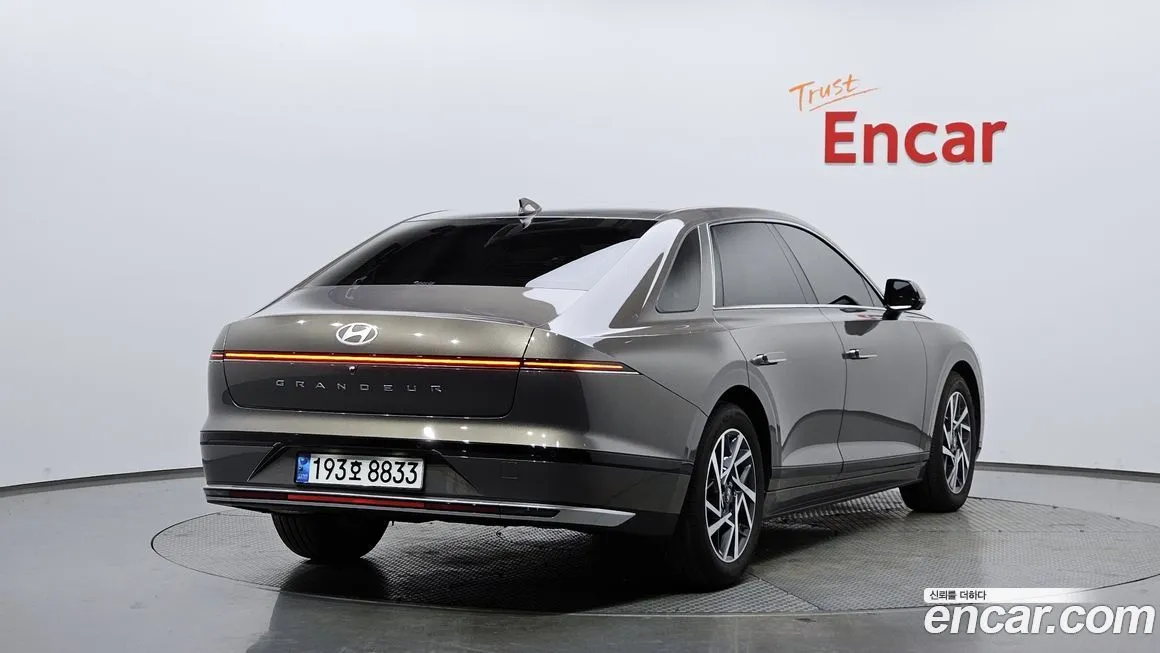 Hyundai Grandeur 2023 из KR, фото 3