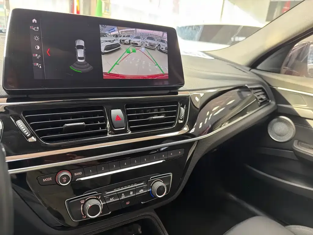 BMW 1 Series 2022 из CN, фото 4
