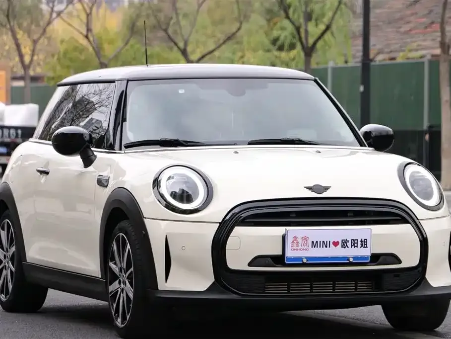 MINI Cooper (3-door) 2023 из CN, фото 4