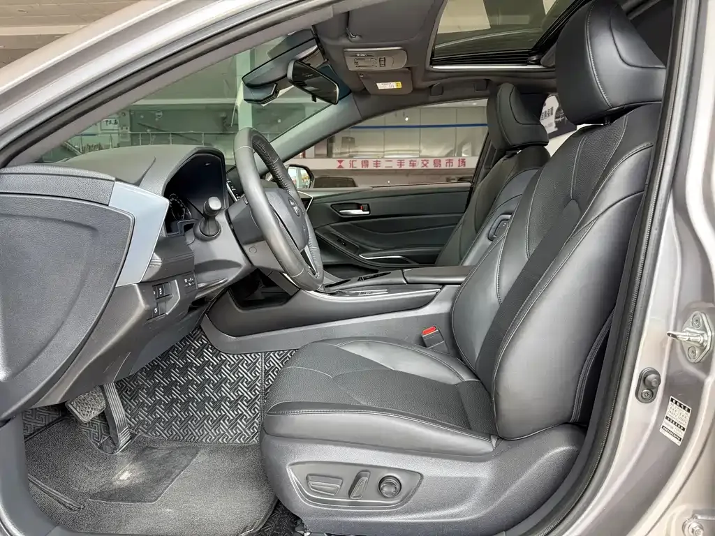 Toyota Avalon 2021 из CN, фото 5