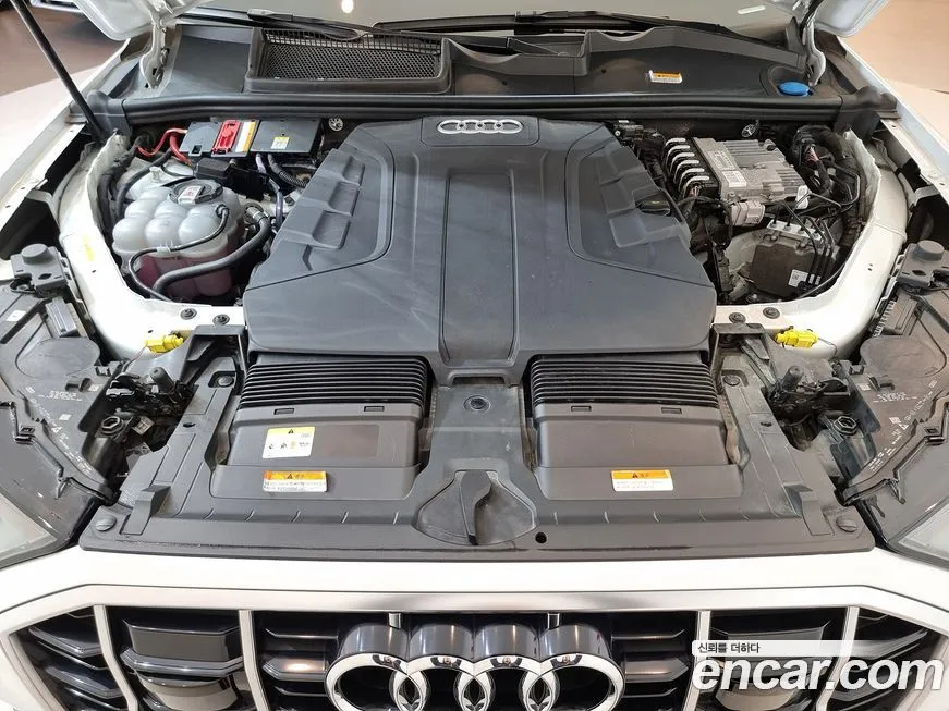 Audi Q7 2022 из KR, фото 6