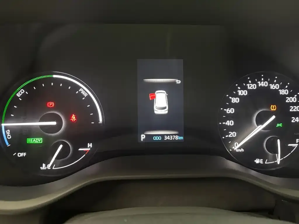 Toyota Sienna 2023 из CN, фото 2