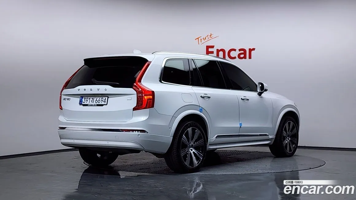 Volvo XC90 2023 из KR, фото 3
