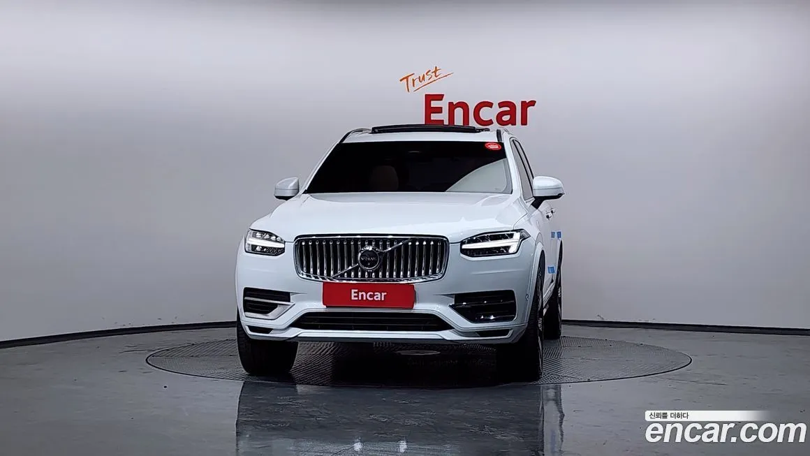 Volvo XC90 2023 из KR, фото 2