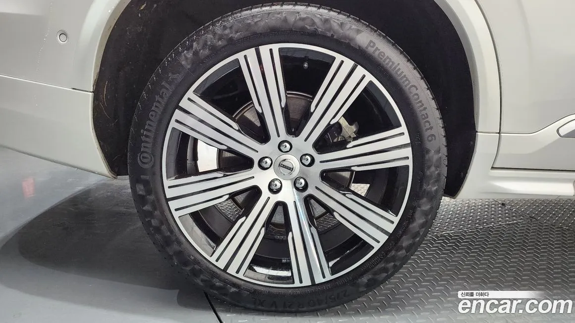 Volvo XC90 2023 из KR, фото 7