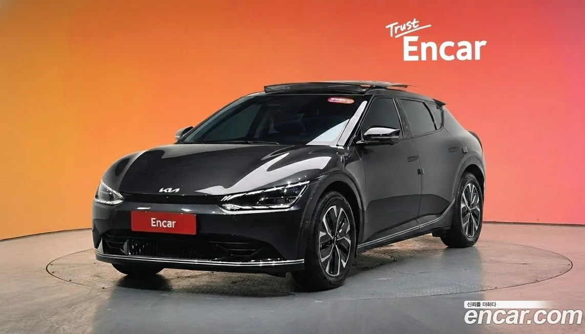 Kia EV6 — фото 1