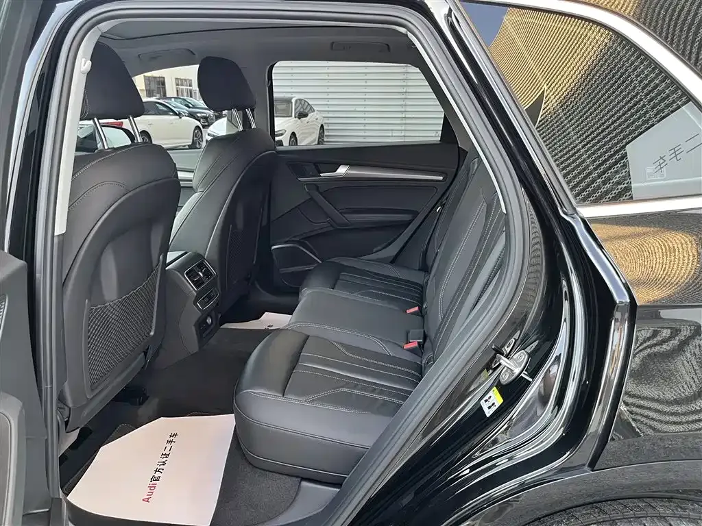 Audi Q5L 2023 из CN, фото 7