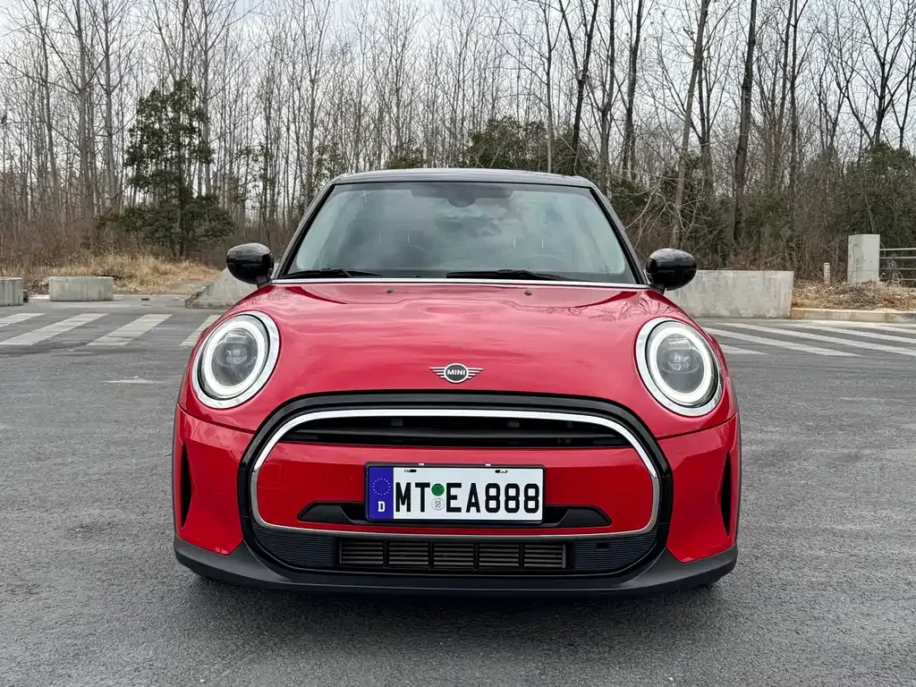 MINI Cooper (3-door) 2023 из CN, фото 10