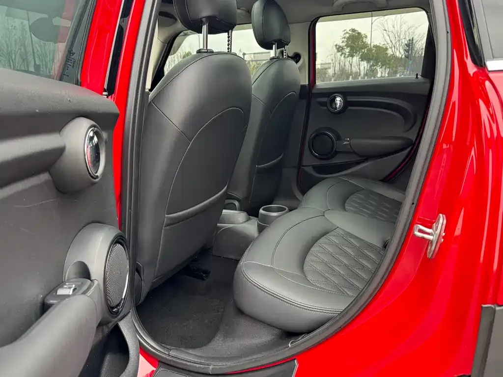 MINI Cooper (3-door) 2023 из CN, фото 7