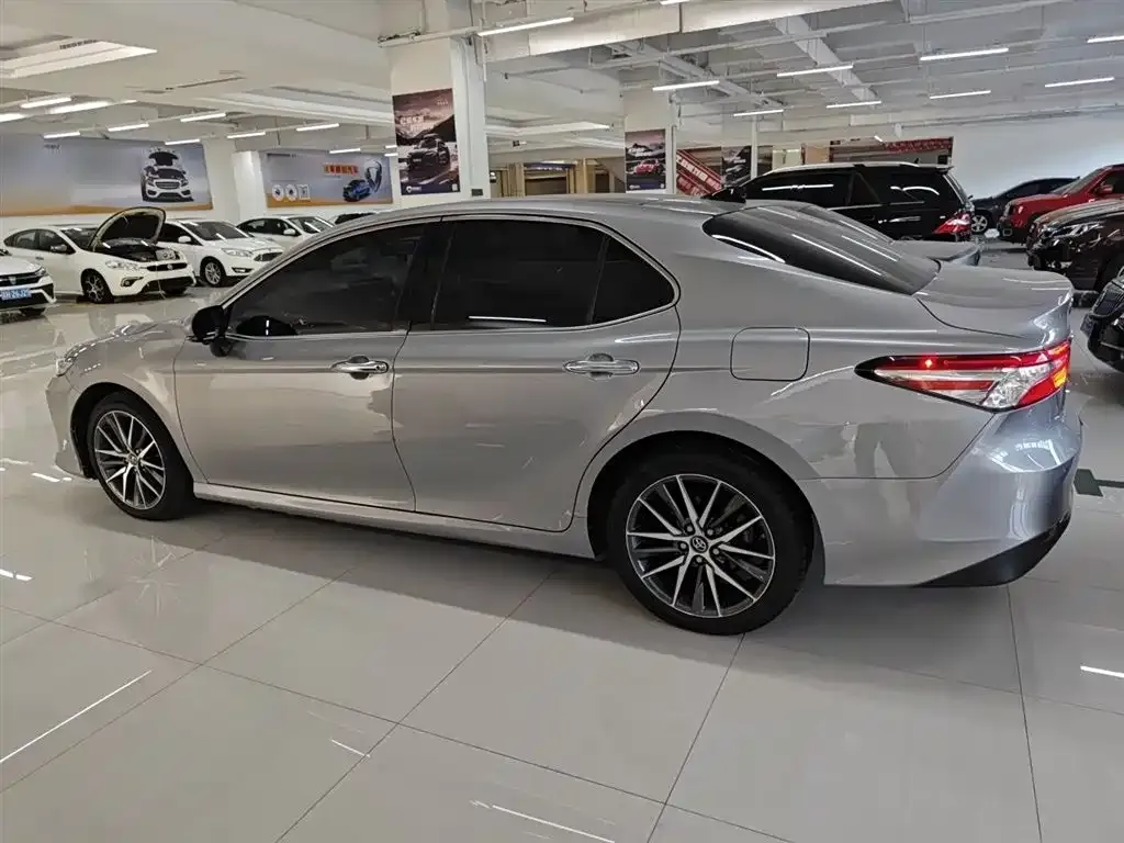 Toyota Camry 2022 из CN, фото 5