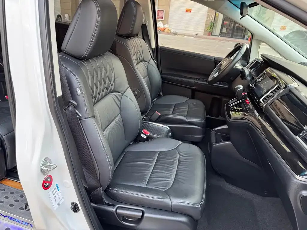 Honda Elysion 2021 из CN, фото 5