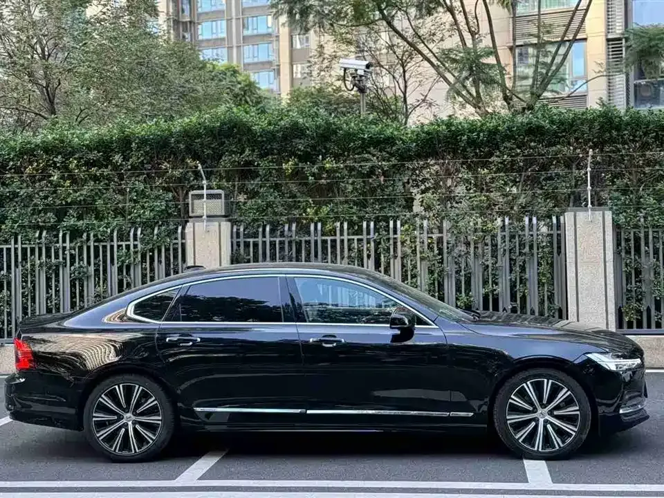 Volvo S90 — фото 9