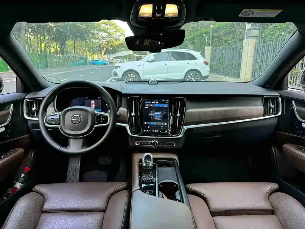 Volvo S90 — фото 3