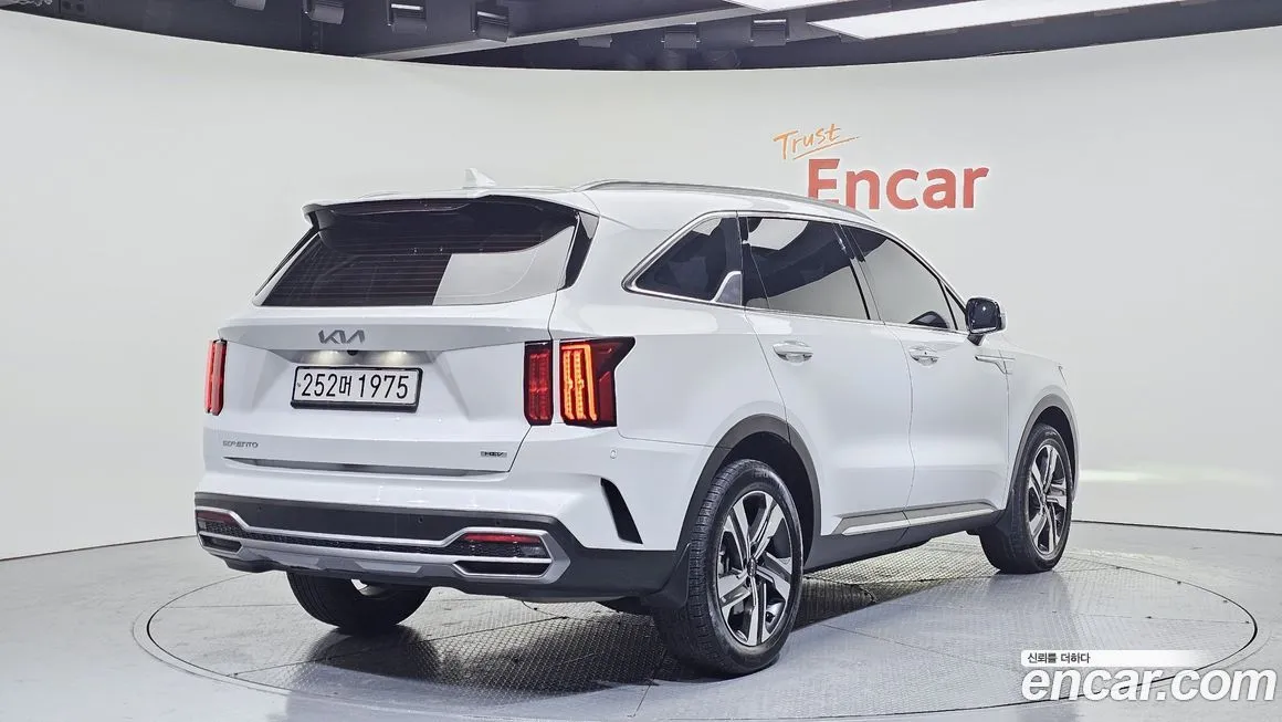 Kia Sorento — фото 2