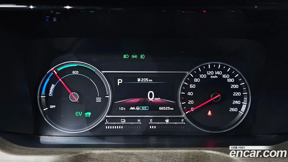Kia Sorento — фото 6