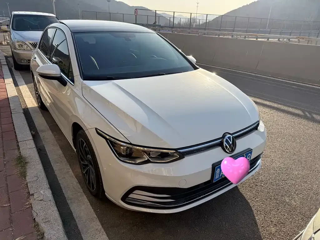 Volkswagen Golf 2023 из CN, фото 7