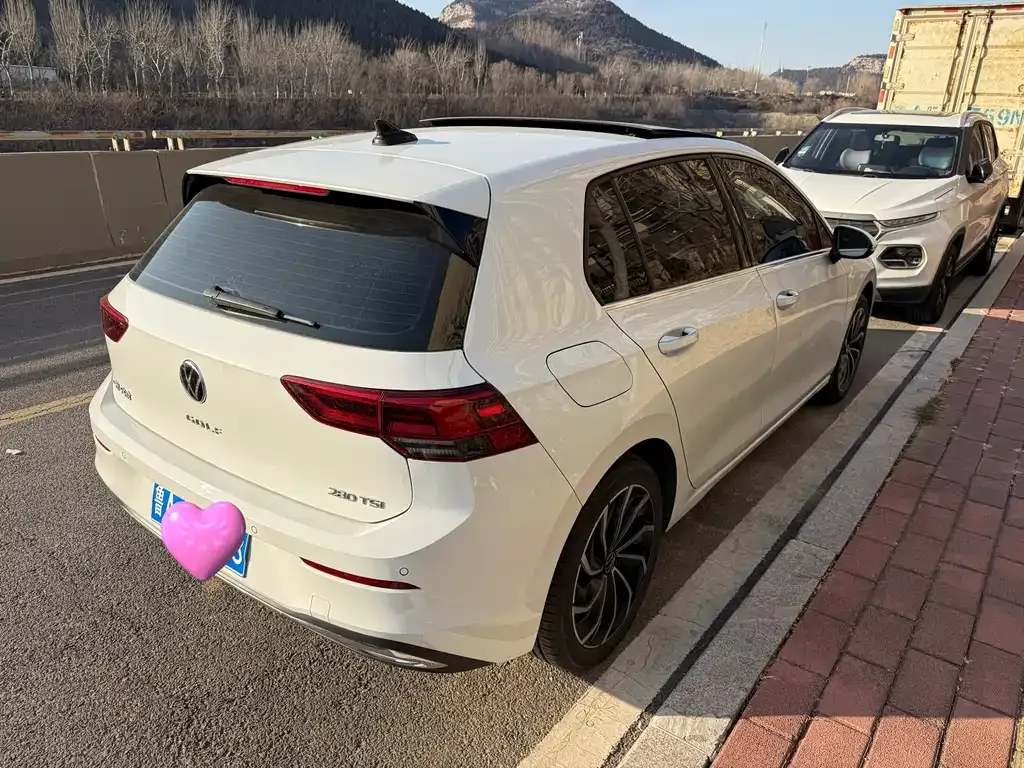 Volkswagen Golf 2023 из CN, фото 6