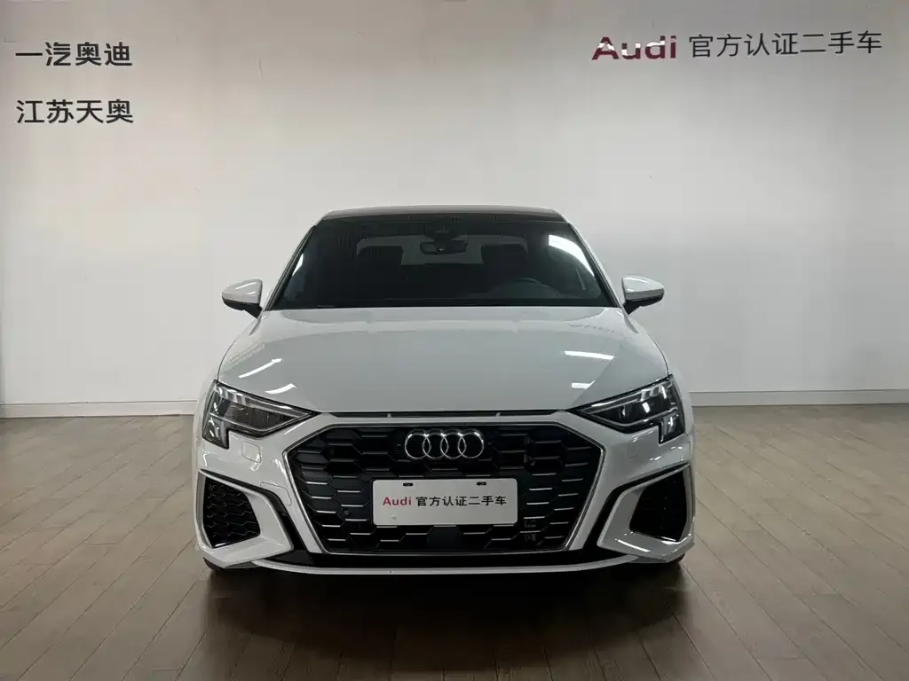 Audi A3 2023 из CN, фото 5