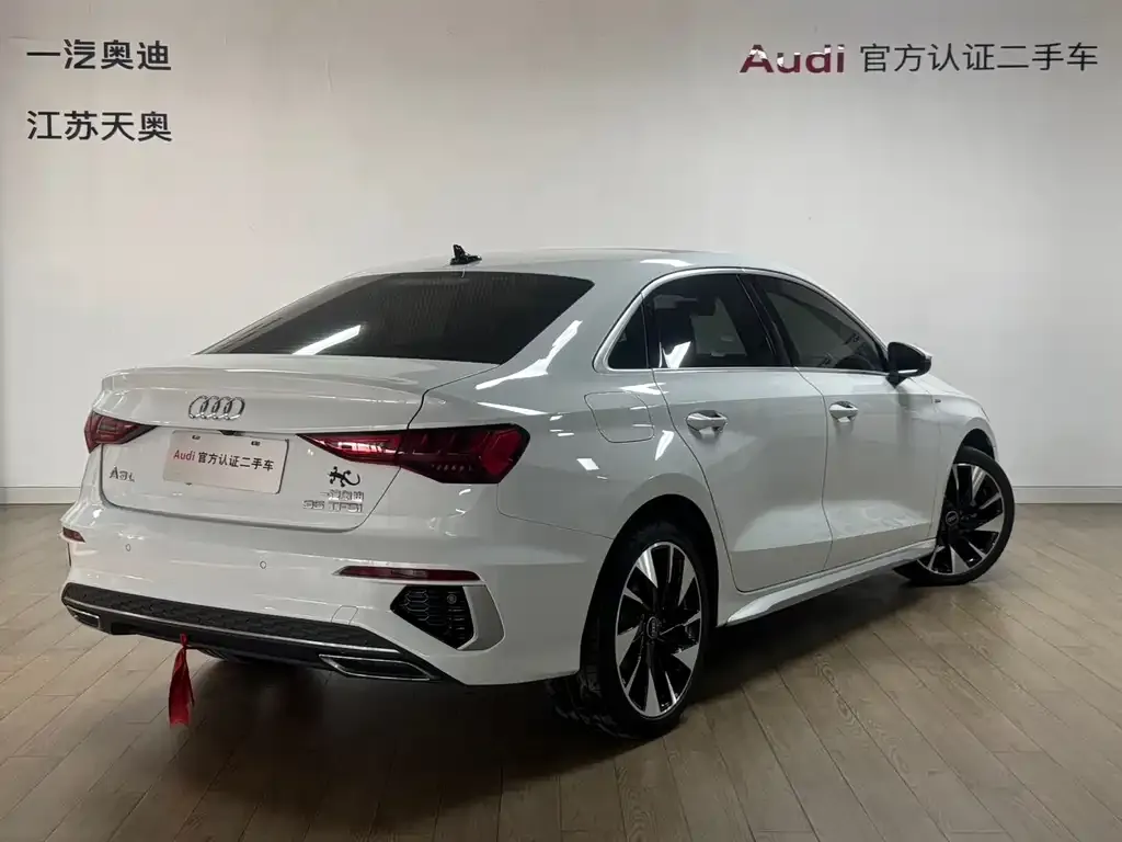 Audi A3 2023 из CN, фото 6