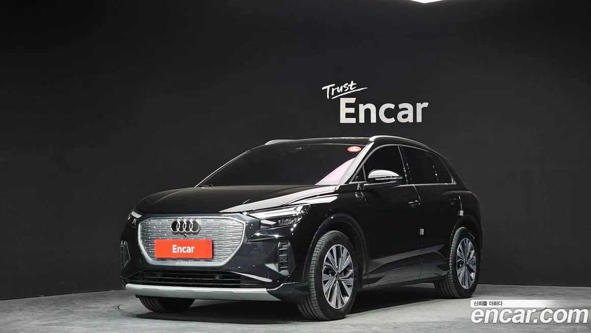 Audi Q4 e-tron 2025 из KR, фото 1