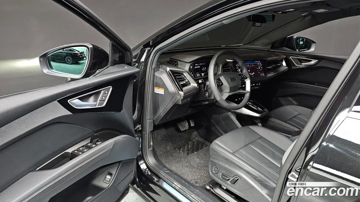 Audi Q4 e-tron 2025 из KR, фото 10