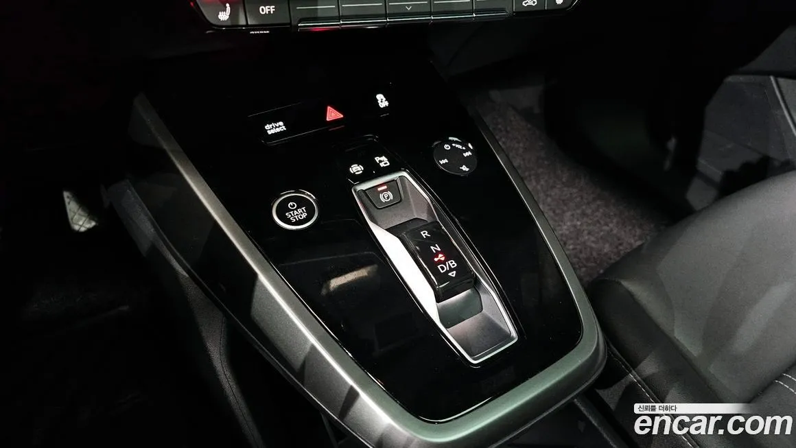 Audi Q4 e-tron 2025 из KR, фото 9