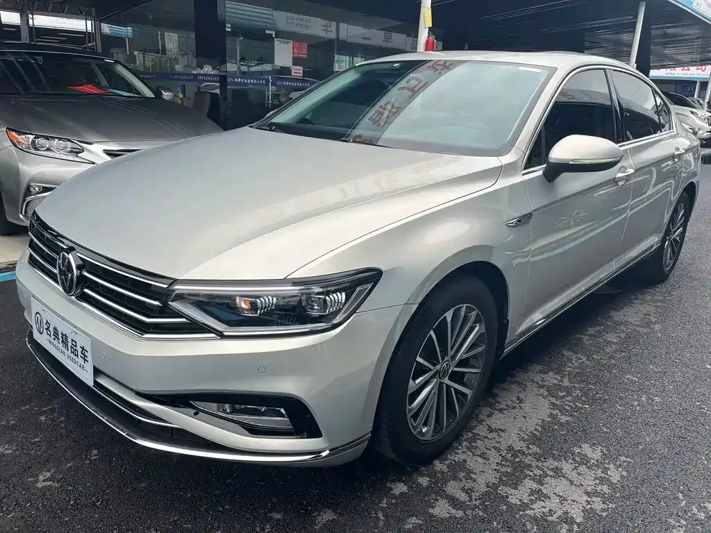 Volkswagen Magotan 2021 из CN, фото 1