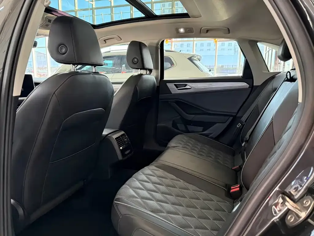 Volkswagen Sagitar 2022 из CN, фото 5