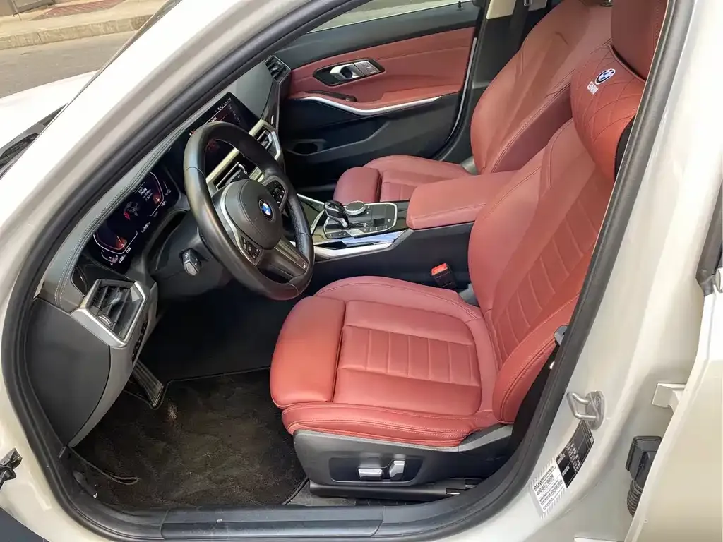 BMW 3 Series 2021 из CN, фото 8