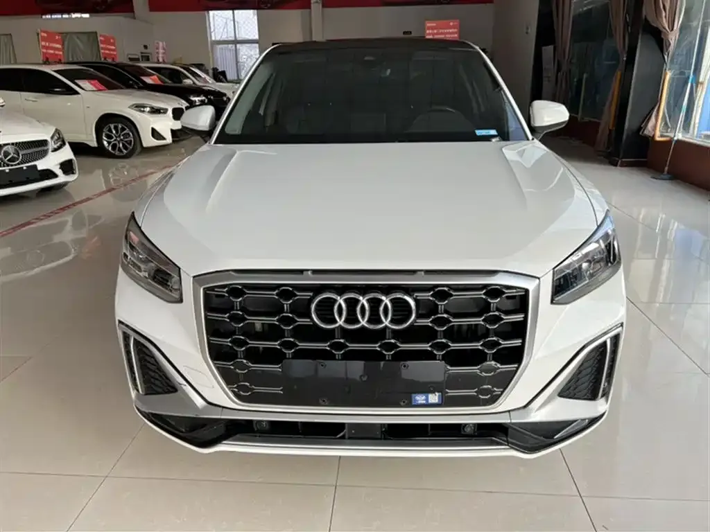 Audi Q2L 2024 из CN, фото 5