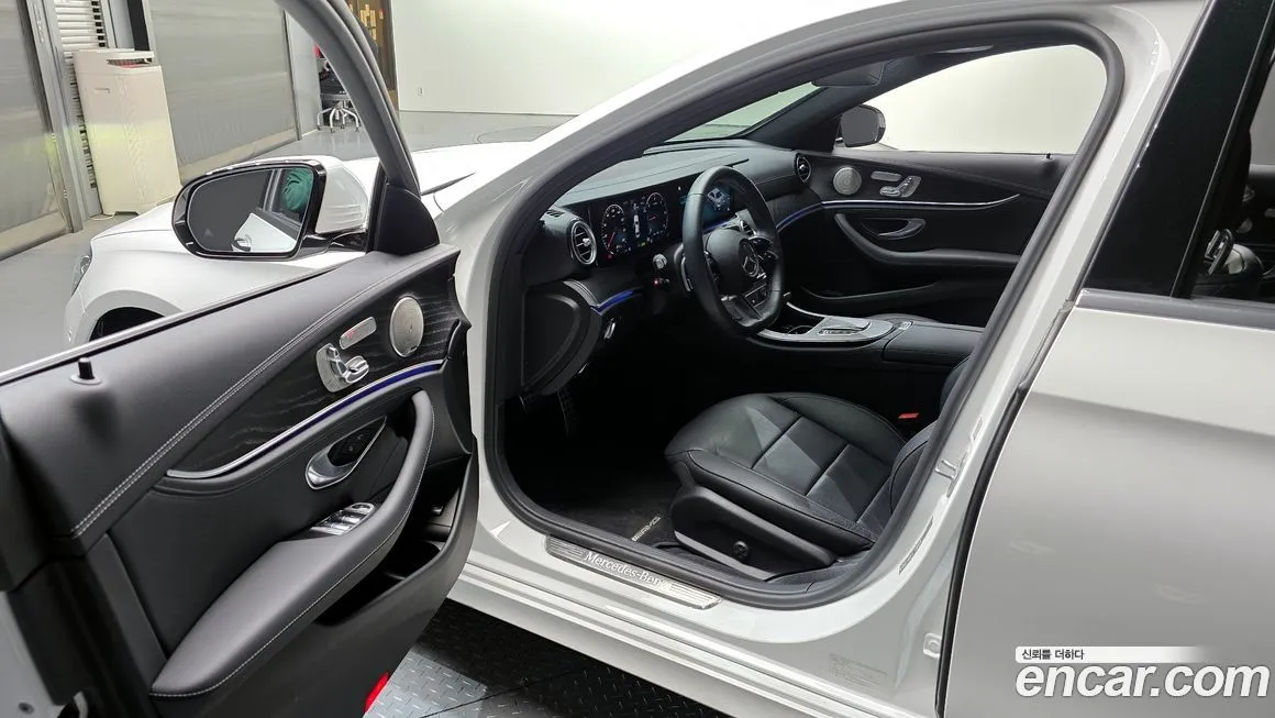 Mercedes-Benz E-Class 2023 из KR, фото 8