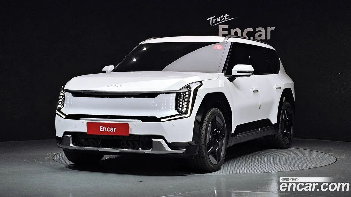 Kia EV9 2024 из KR, фото 1