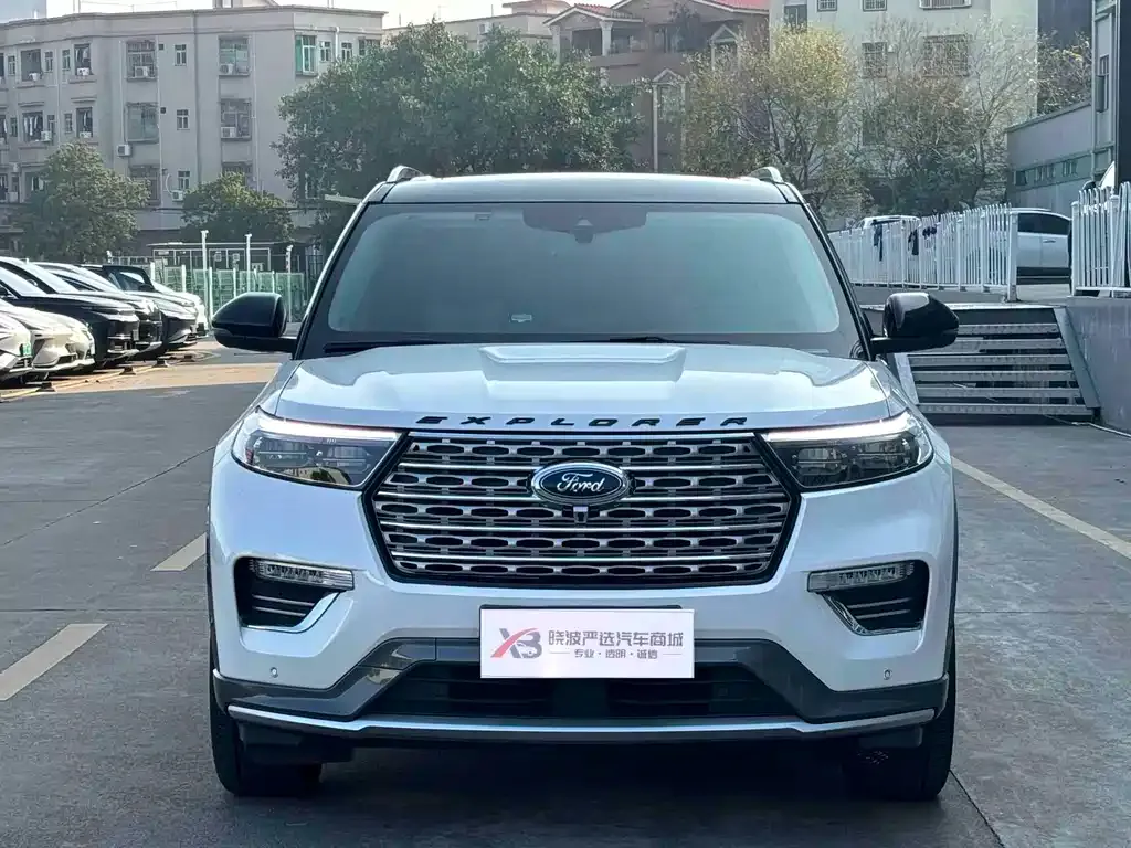 Ford Explorer 2022 из CN, фото 3