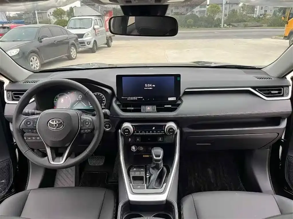 Toyota RAV4 2025 из CN, фото 2