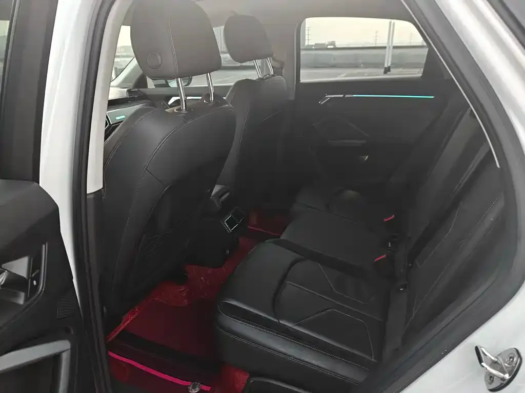 Audi Q3 Sportback — фото 4