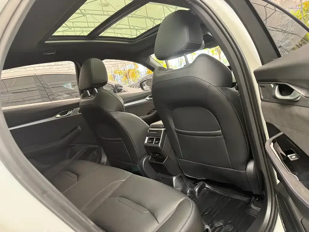 Geely Xingrui 2025 из CN, фото 10
