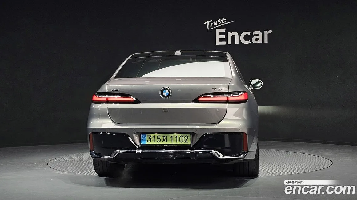 BMW 7-Series 2024 из KR, фото 2