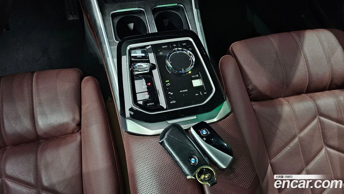 BMW 7-Series 2024 из KR, фото 9