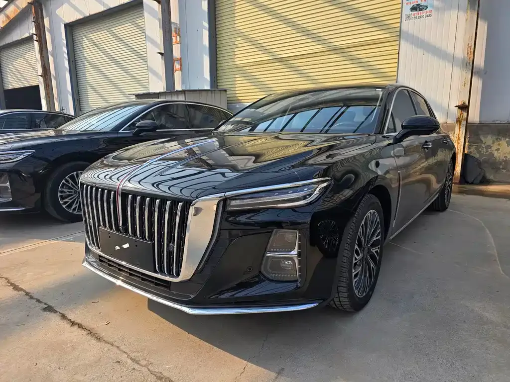 Hongqi H5 — фото 1