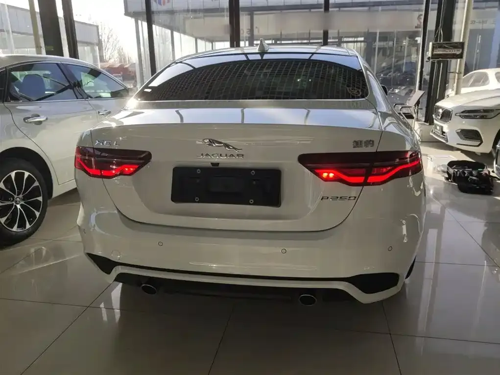 Jaguar XEL 2024 из CN, фото 7