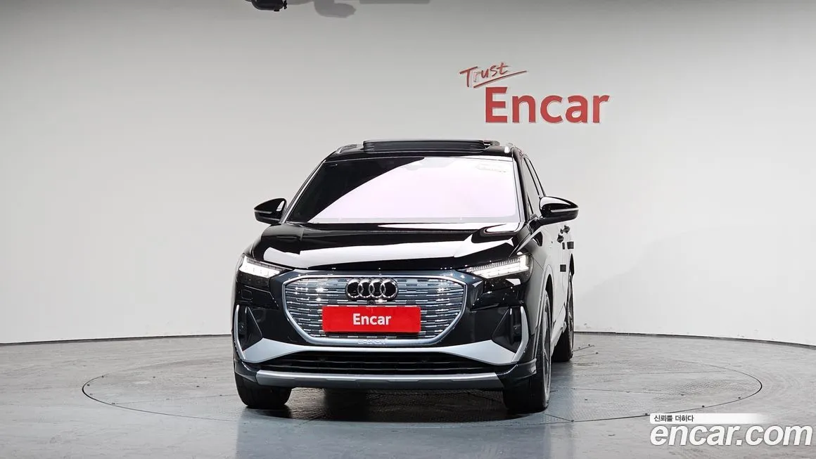 Audi Q4 e-tron 2023 из KR, фото 3