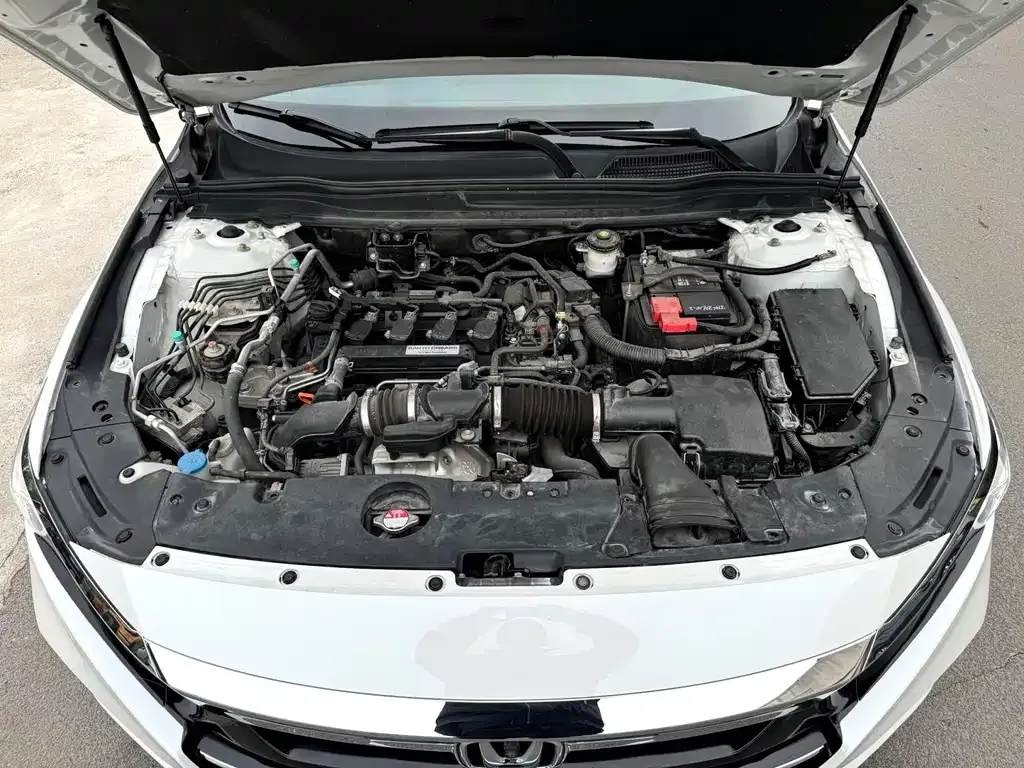 Honda Accord — фото 6