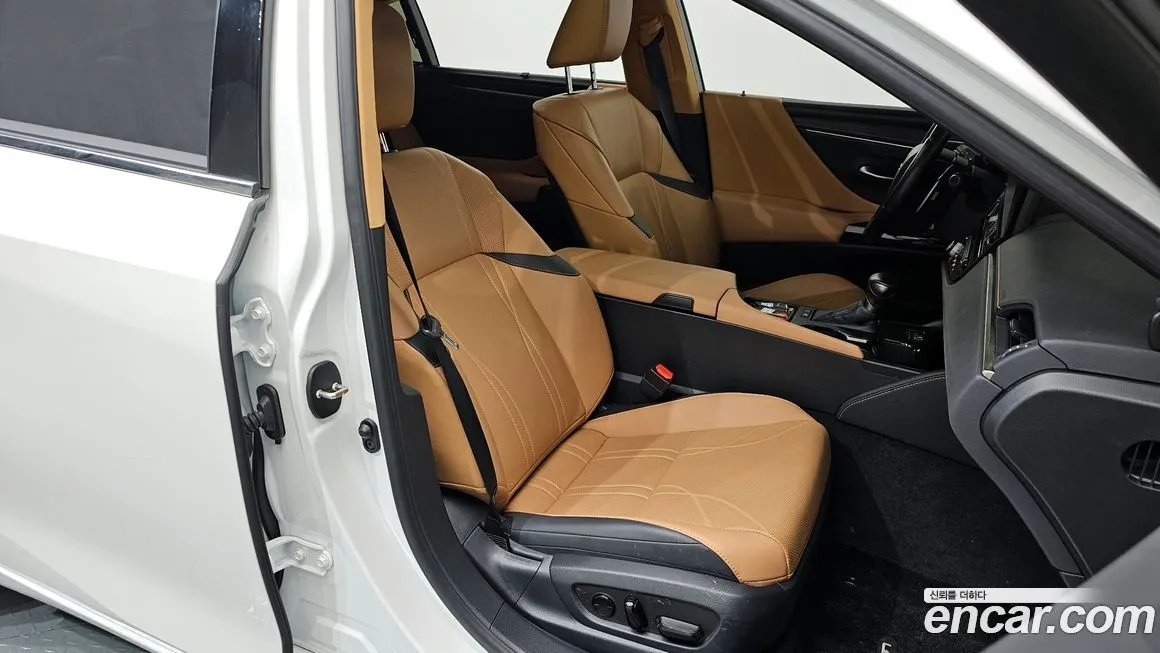 Lexus ES 2025 из KR, фото 7