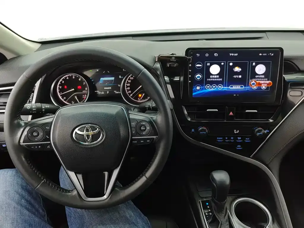 Toyota Camry 2022 из CN, фото 10