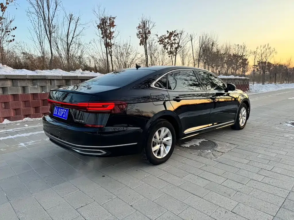 Volkswagen Passat 2022 из CN, фото 10