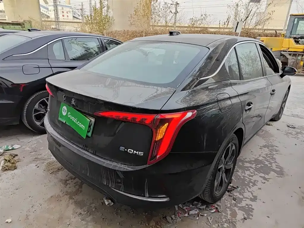 Hongqi E-QM5 2024 из CN, фото 7