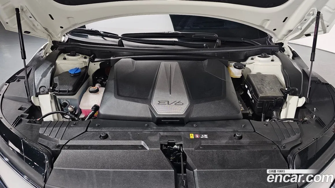 Kia EV6 — фото 9