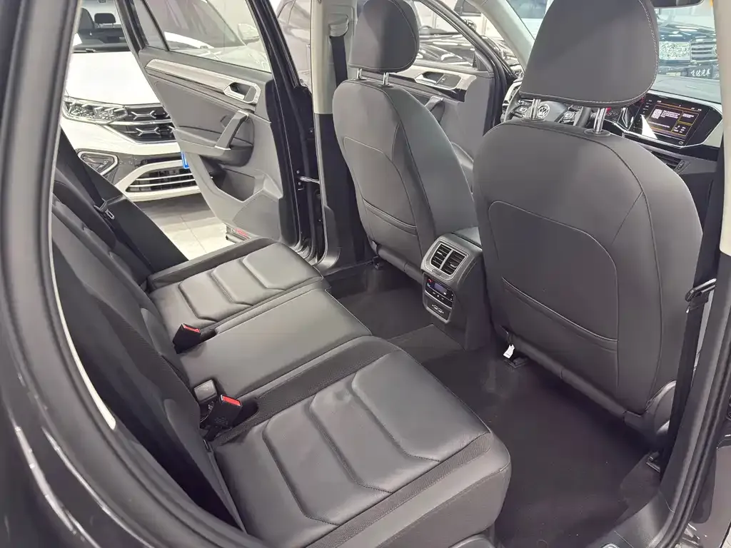 Volkswagen Tayron 2022 из CN, фото 10