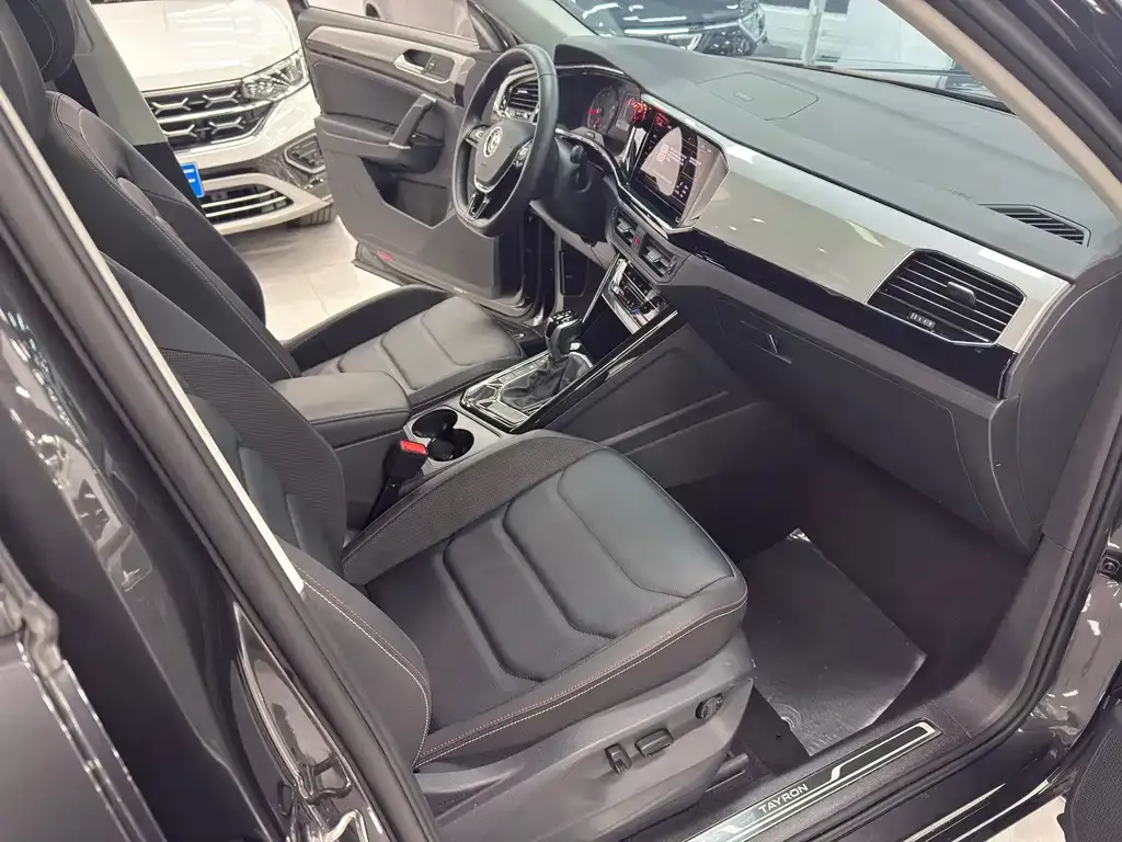 Volkswagen Tayron 2022 из CN, фото 4